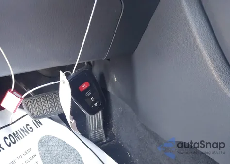 2021 Toyota Highlander Xle из США, поврежденный, VIN 5TDGZRAH4MS067183